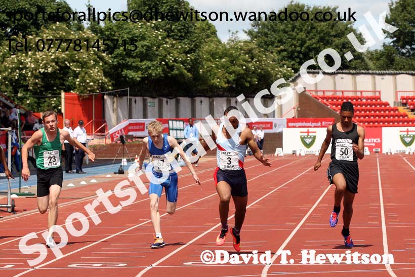 Junior boys 100 metres, 2015 English Schools Track and Field Champs., Gateshead Stadium. Photo: David T. Hewitson/Sports for All Pics